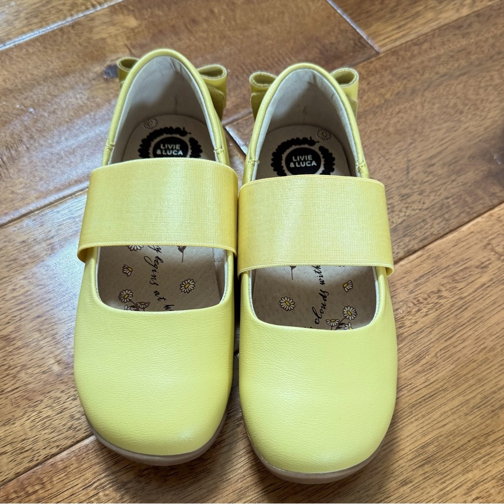 Livie & Luca Size 12 Shoes Light yellow. Excellent Brand New Condition